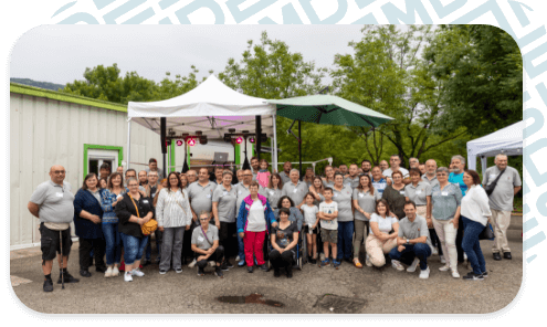 Un modèle coopératif et participatif
